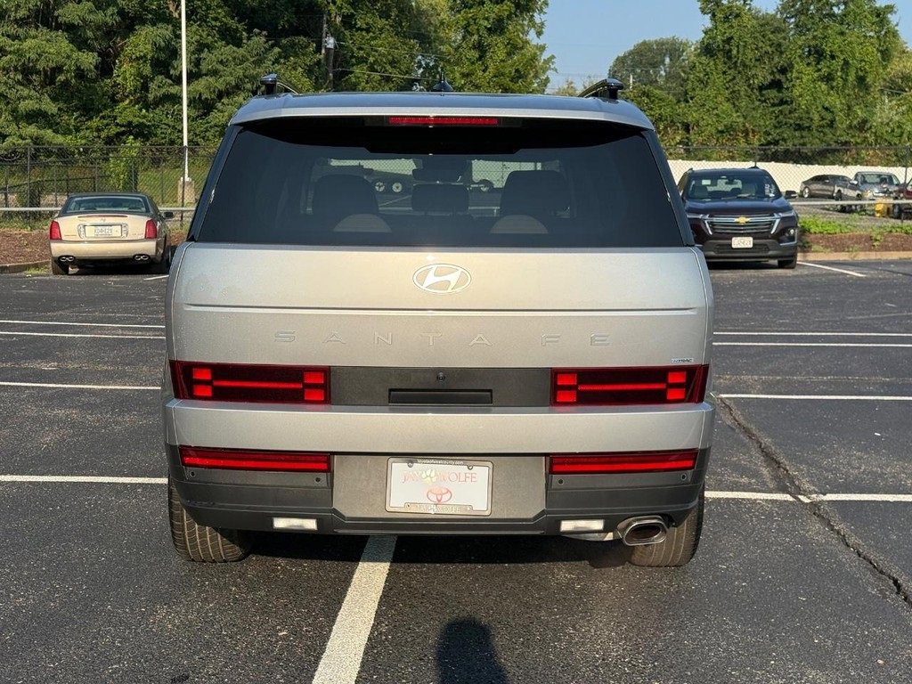 Used 2024 Hyundai Santa Fe SEL image 6