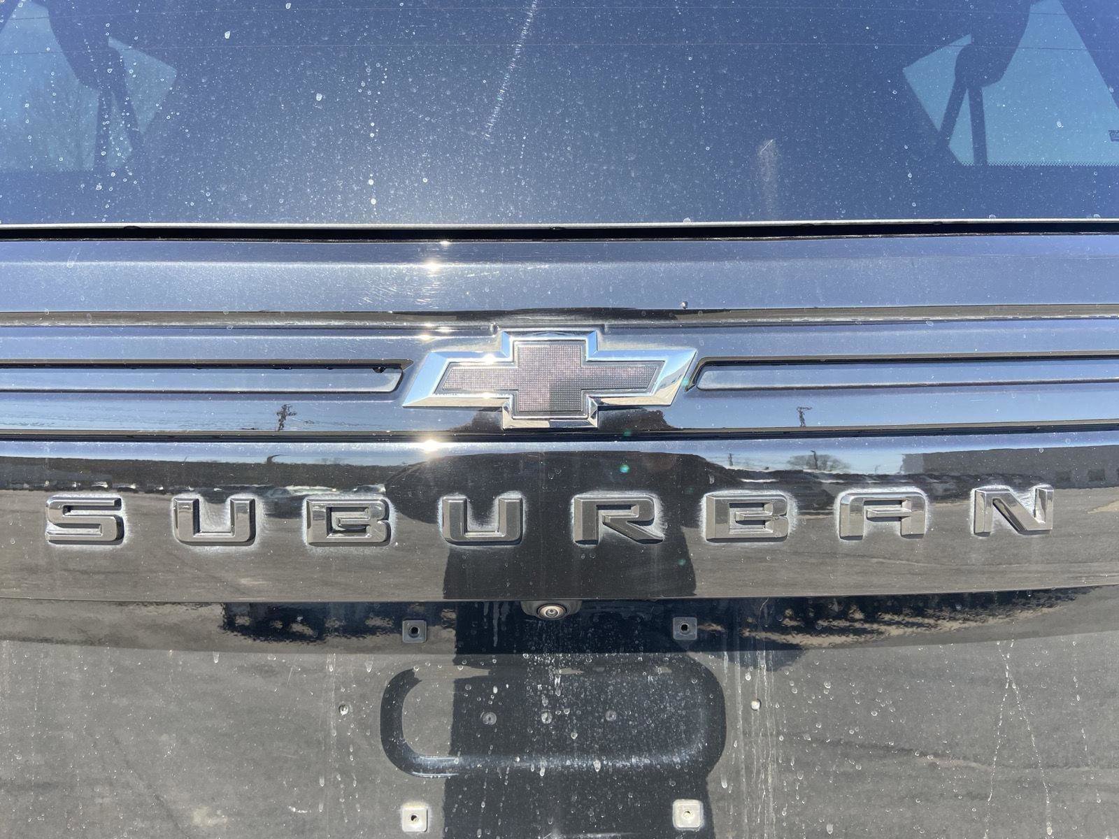 Used 2023 Chevrolet Suburban RST w/ Luxury Package AWD/4WD image 37