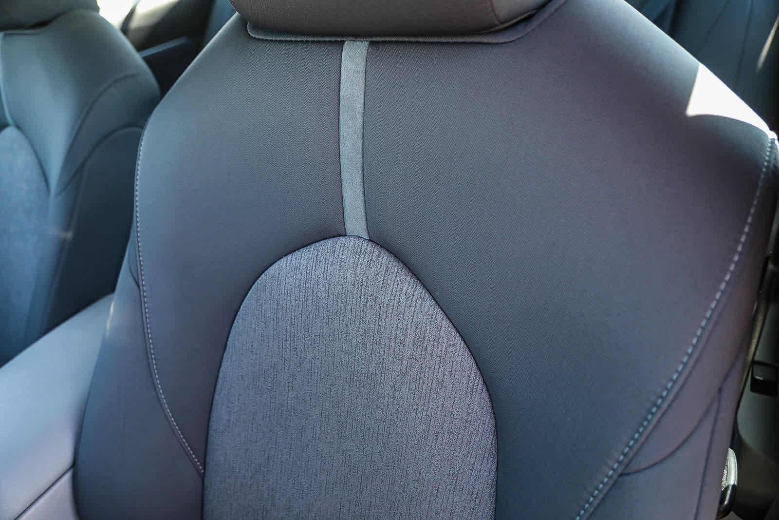 Certified 2021 Toyota Camry LE w/ Carpet Mat Package (TMS) FWD image 25