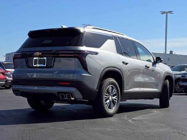 New 2027 Chevrolet Traverse LT w/ Driver Confidence Package FWD image 16