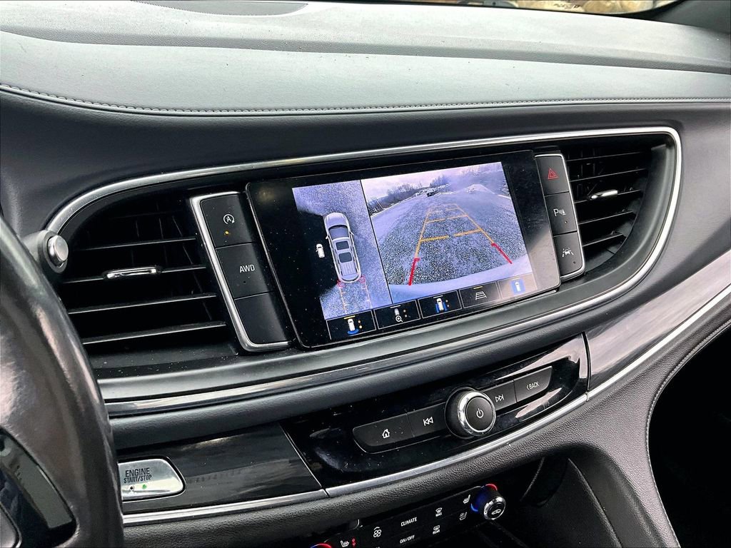 Used 2022 Buick Enclave Premium image 18