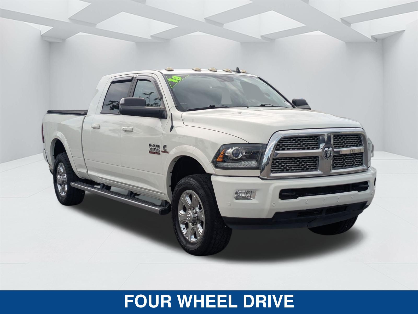 Used 2018 RAM 3500 Laramie w/ Sport Appearance Group AWD/4WD image 3