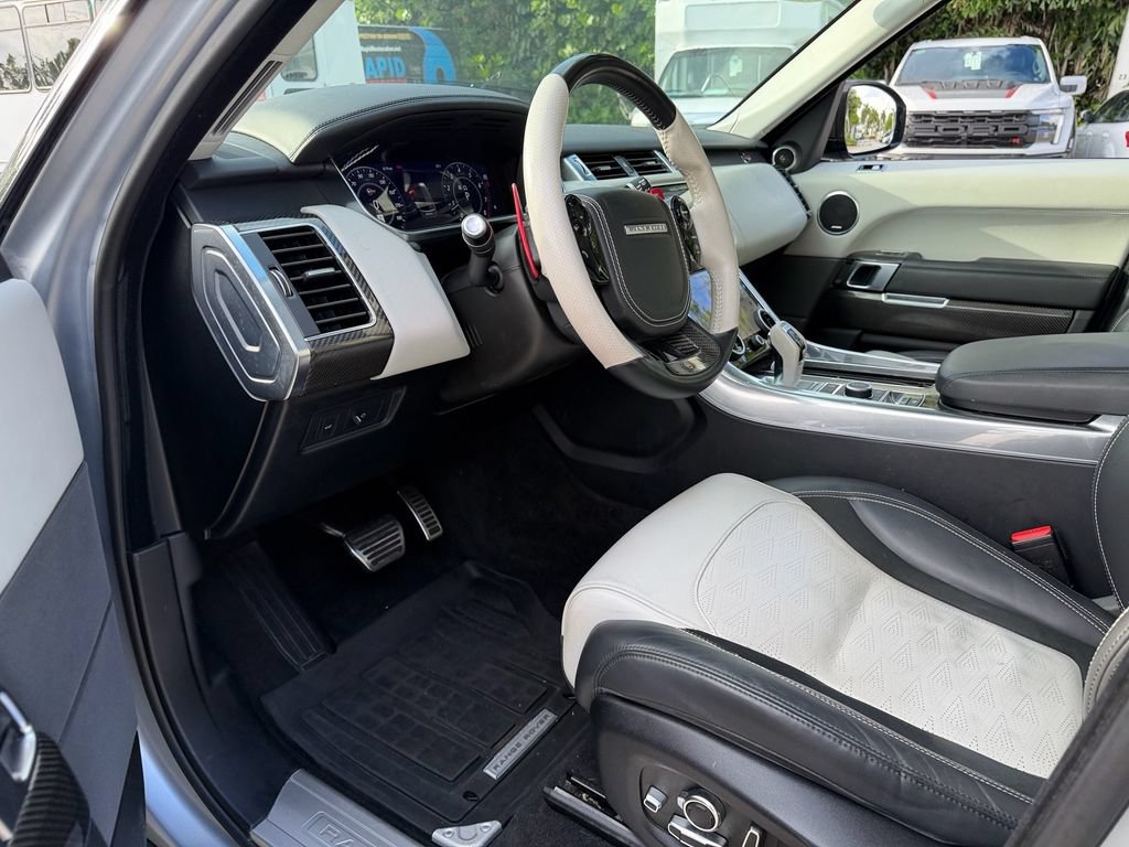 Used 2019 Land Rover Range Rover Sport SVR AWD/4WD image 10
