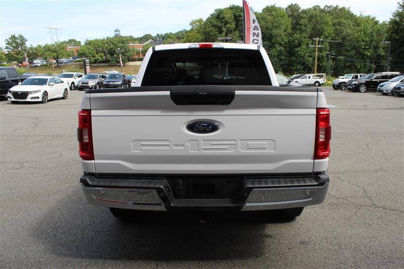 Used 2022 Ford F150 XLT w/ Equipment Group 301A Mid AWD/4WD image 4