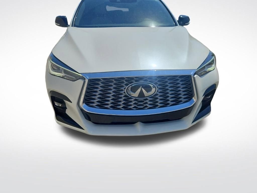 Used 2023 INFINITI QX55 Luxe w/ Cargo Package AWD/4WD image 2