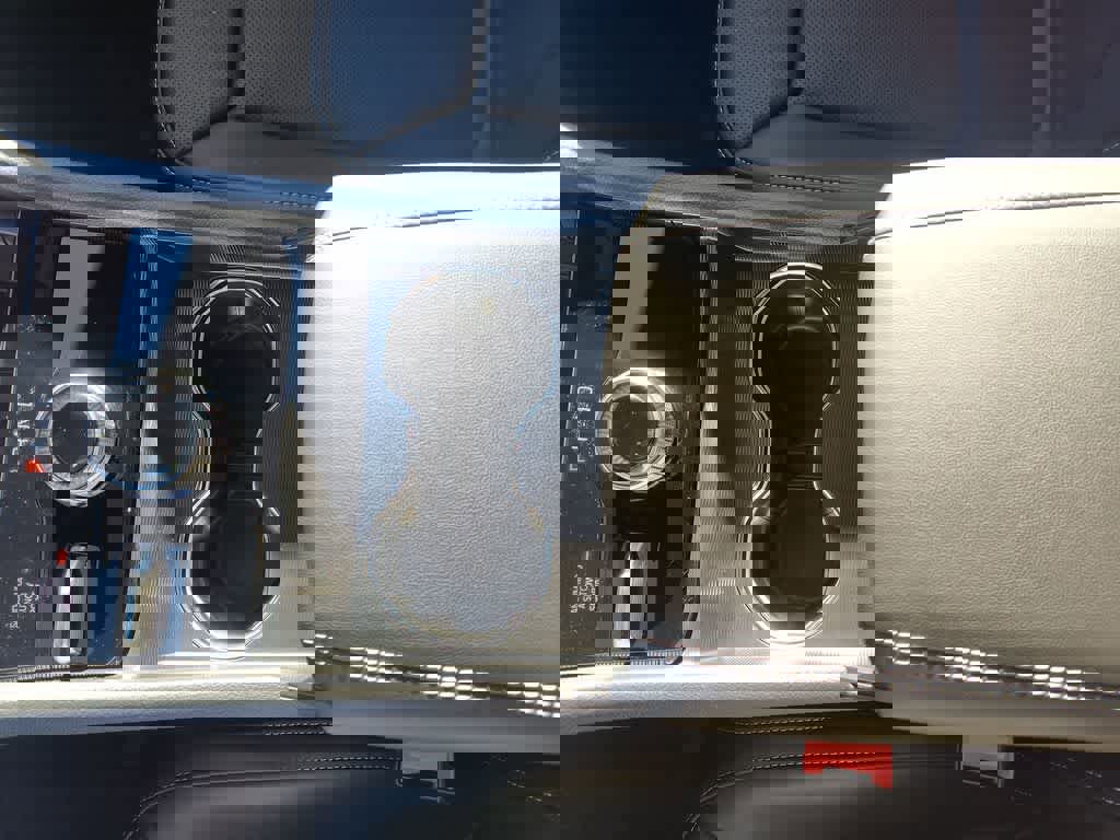 New 2025 Jeep Grand Cherokee L Limited w/ Luxury Tech Group II image 21