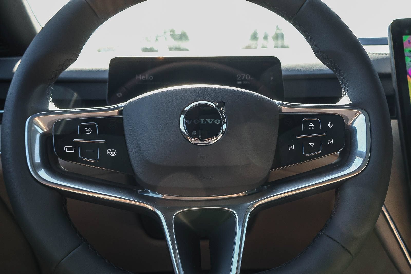 New 2026 Volvo EX90 Plus RWD image 36