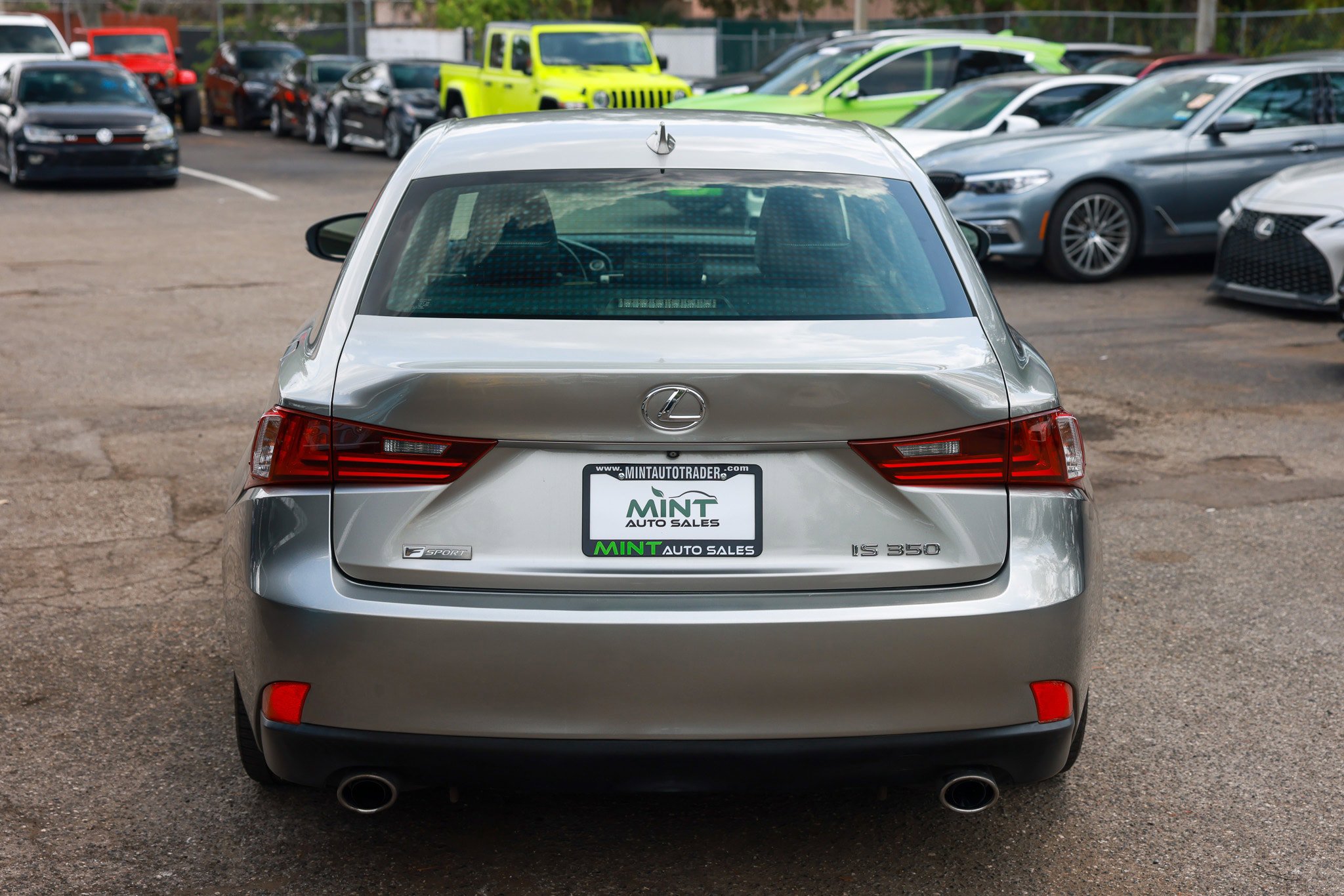 Used 2016 Lexus IS 350 RWD image 13
