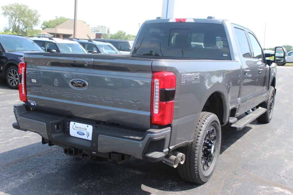 New 2026 Ford F350 Lariat w/ Black Appearance Package AWD/4WD image 11