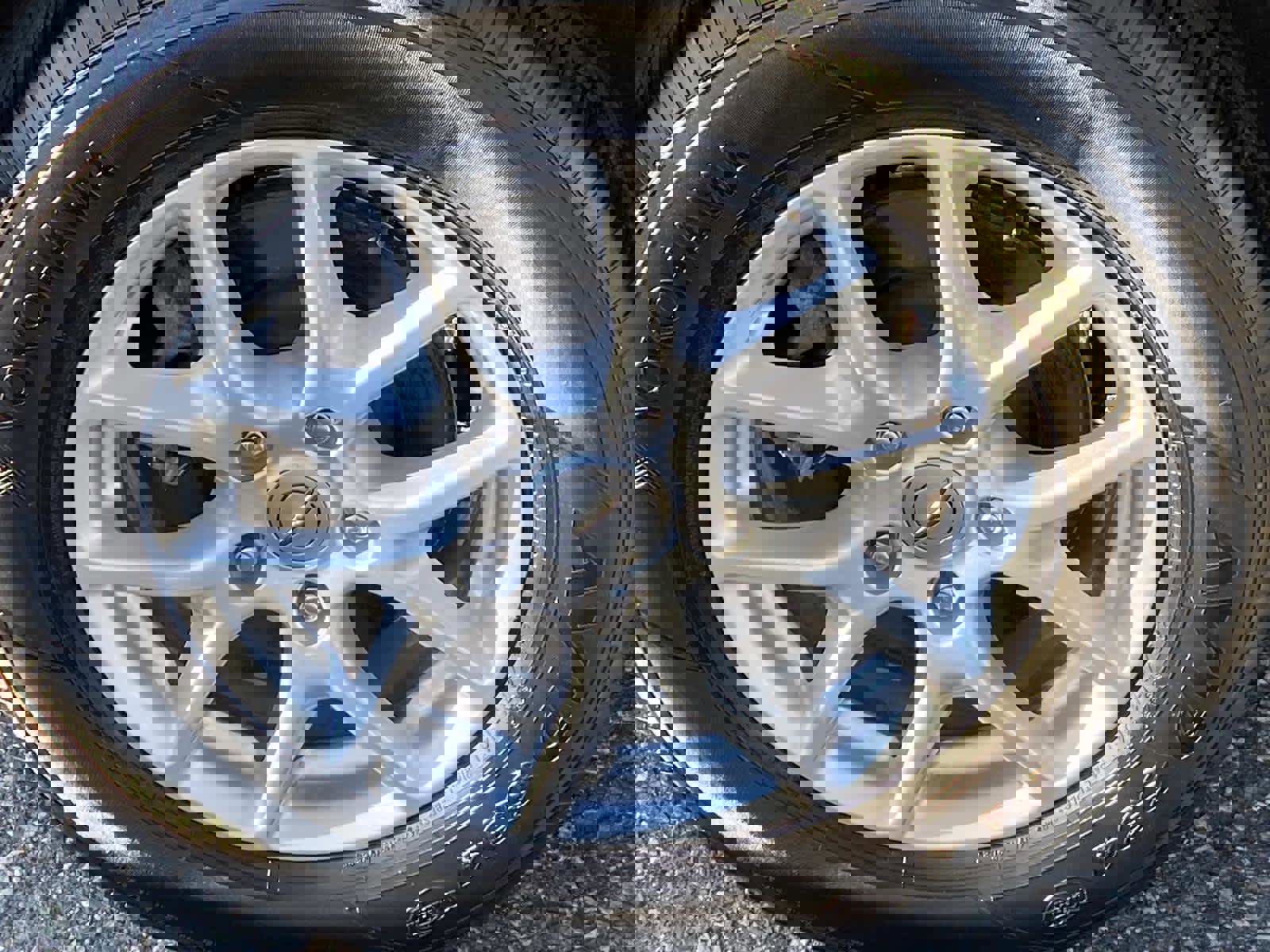 Certified 2022 Chrysler Pacifica Touring-L image 24