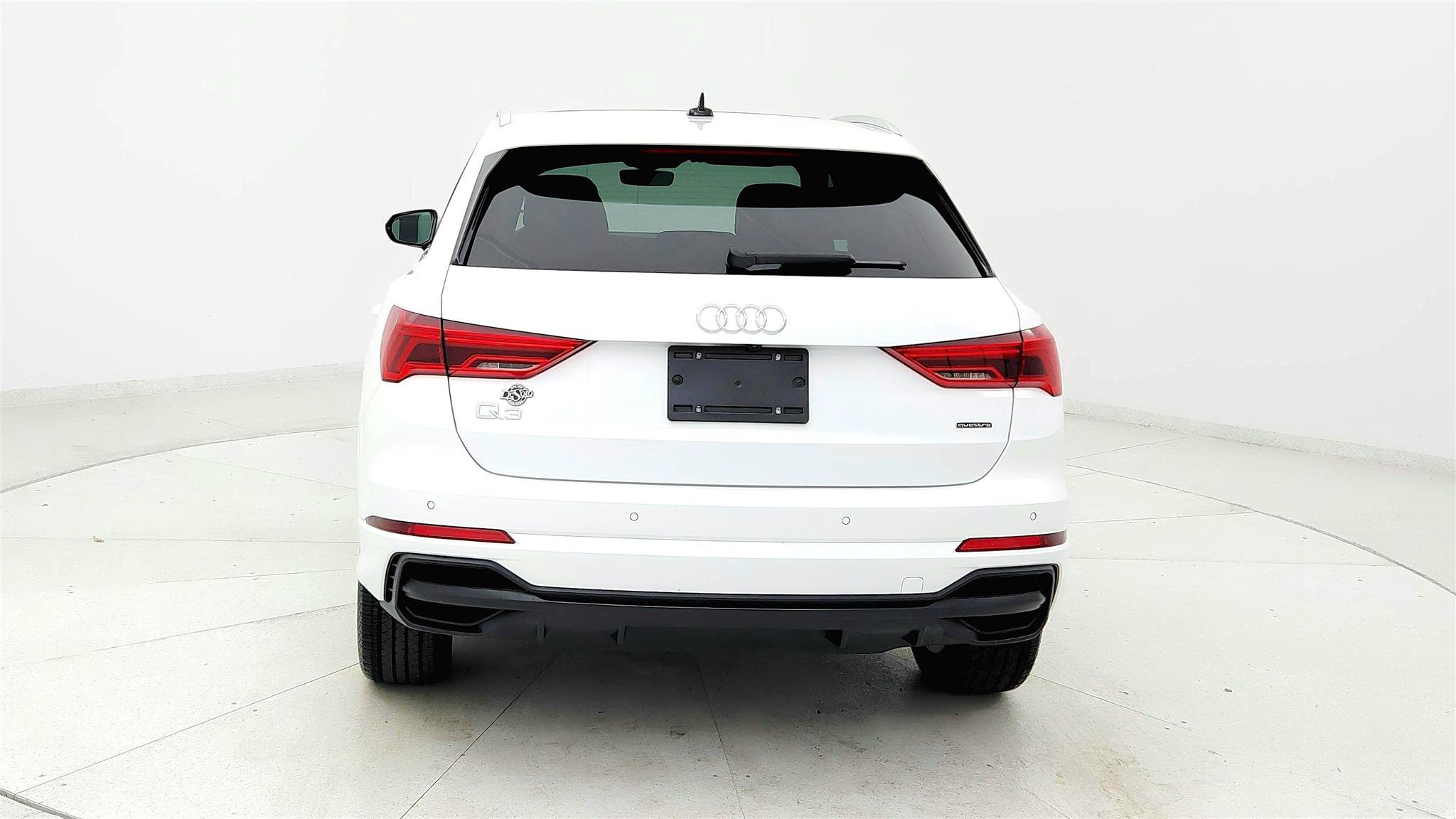 Used 2025 Audi Q3 2.0T Premium AWD/4WD image 4