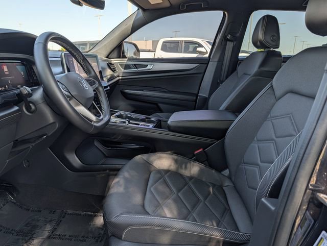 Used 2024 Volkswagen Atlas Cross Sport SE image 26