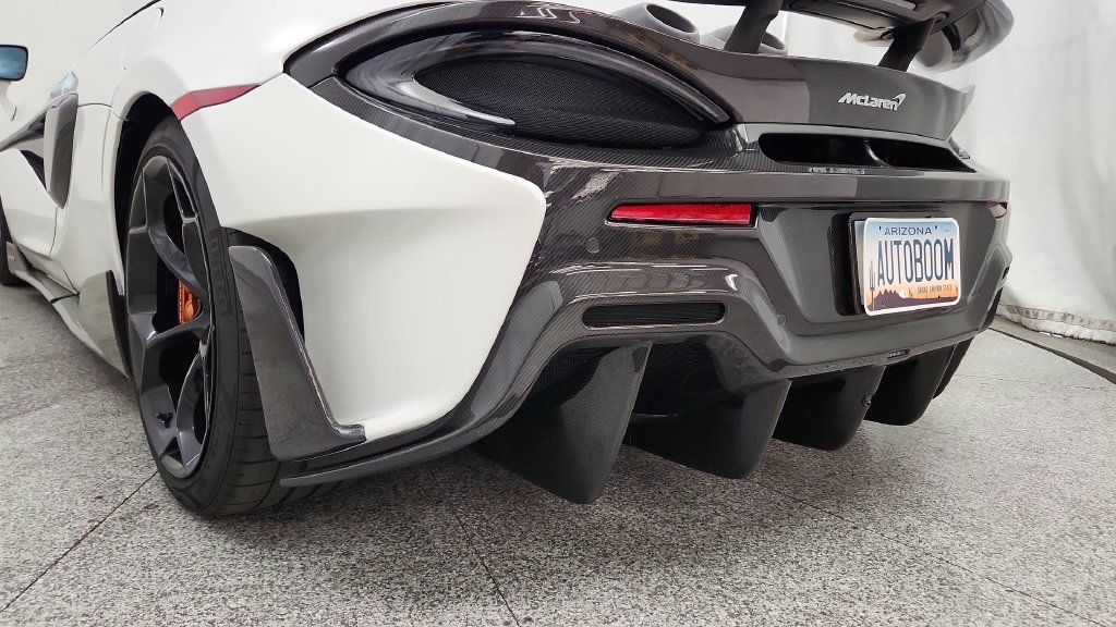 Used 2019 McLaren 600LT RWD image 24
