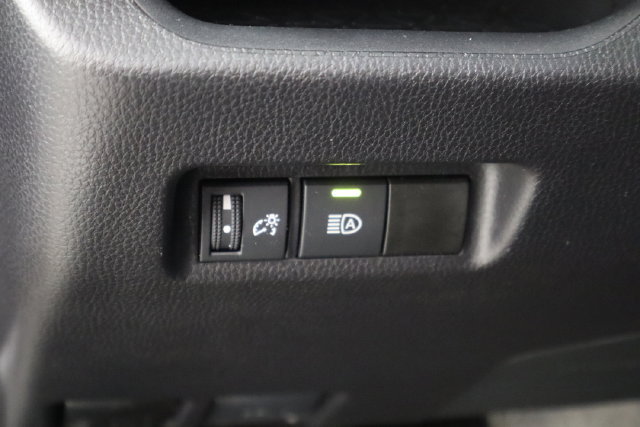 Used 2024 Toyota RAV4 LE FWD image 20