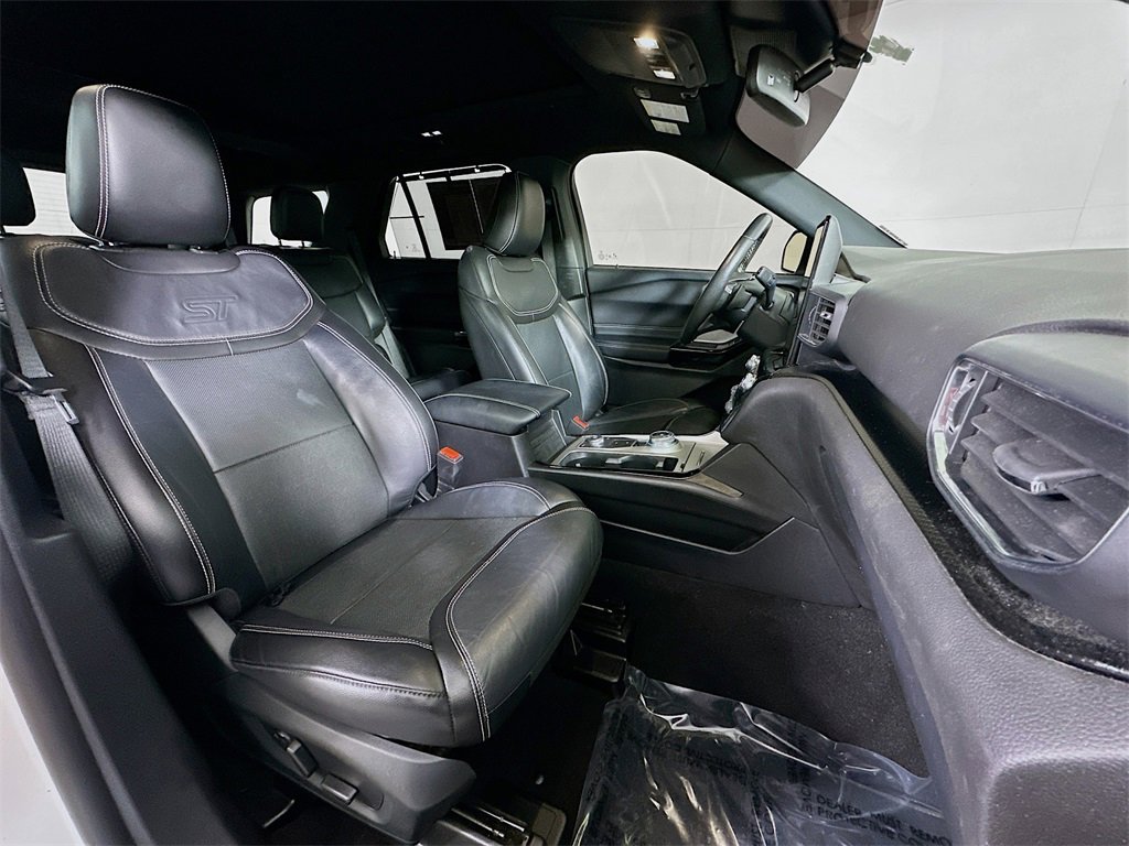 Used 2022 Ford Explorer ST w/ Equipment Group 401A image 12