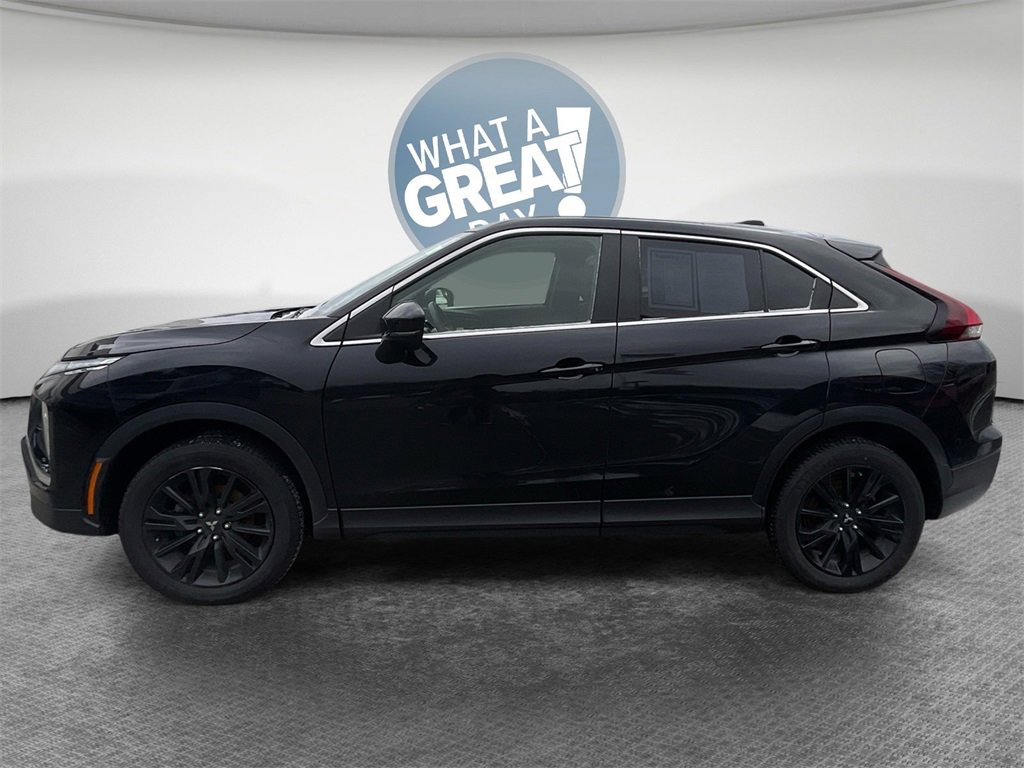 Used 2023 Mitsubishi Eclipse Cross LE image 7