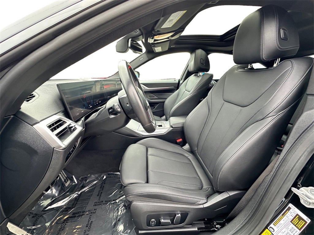 Used 2025 BMW i4 M50 w/ Premium Package image 9