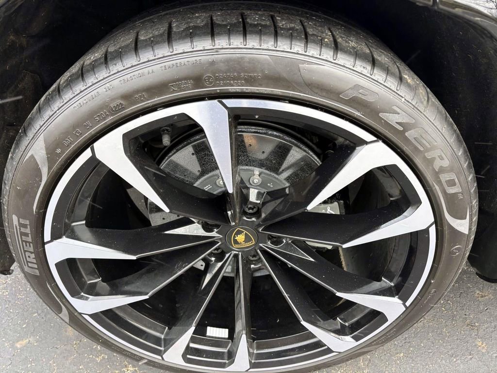 Used 2023 Lamborghini Urus S image 49