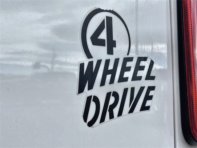 Used 2023 Jeep Gladiator Willys image 19