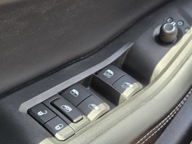 Certified 2021 Jeep Grand Cherokee L Limited RWD image 31