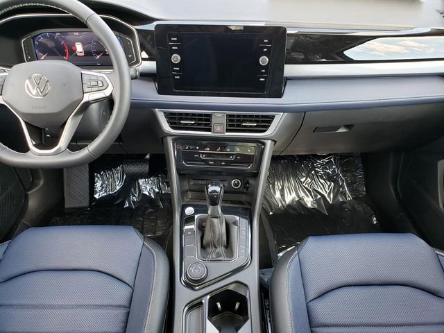 New 2026 Volkswagen Taos SEL AWD/4WD image 9