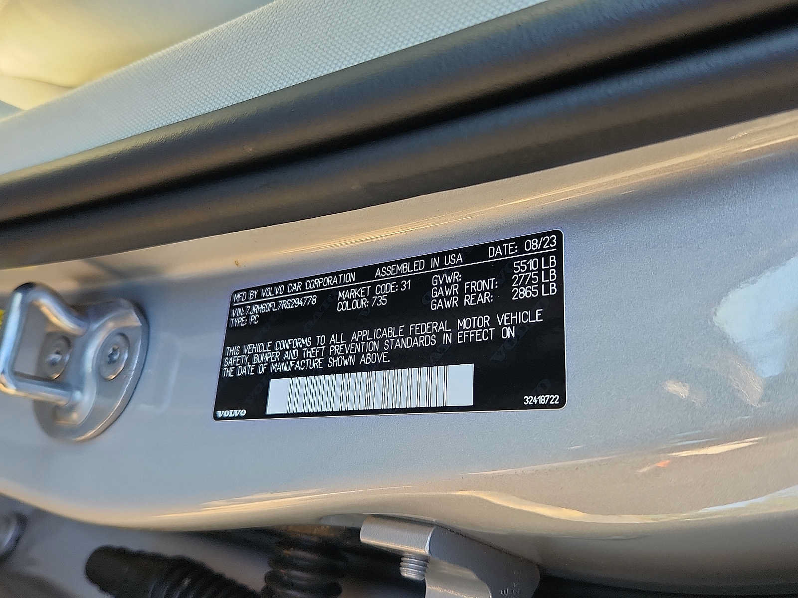 Certified 2024 Volvo S60 T8 Plus AWD/4WD image 25