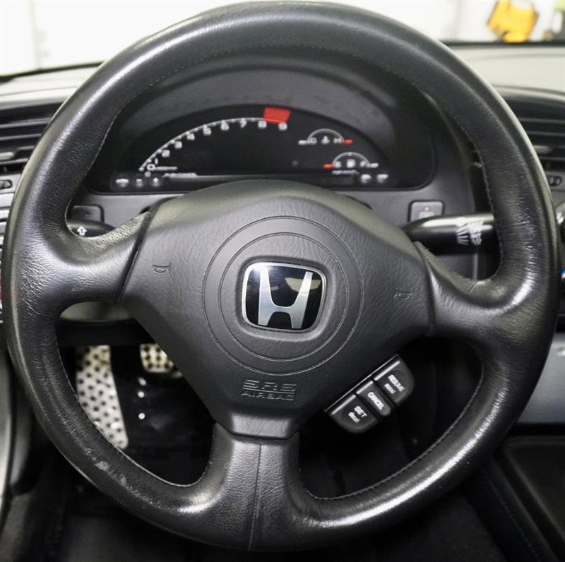 Used 2004 Honda S2000 image 10