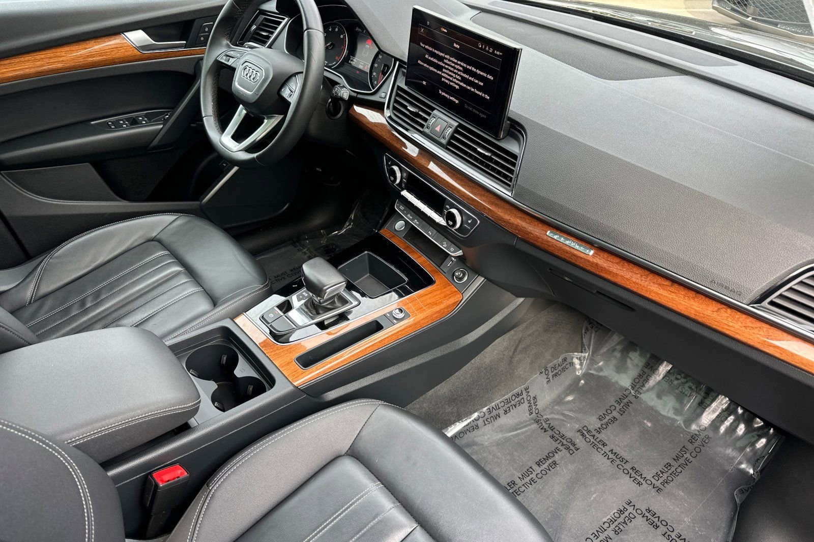 Used 2023 Audi Q5 2.0T Premium w/ Convenience Package image 17