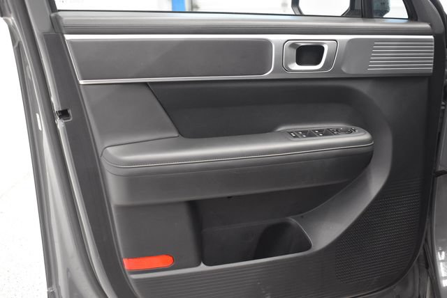 Used 2025 Hyundai Santa Fe SEL AWD/4WD image 20