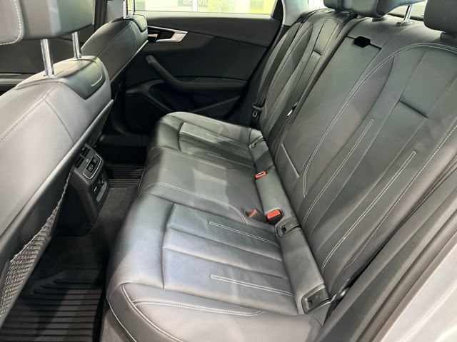 Used 2022 Audi A4 2.0T Premium Plus w/ Premium Plus Package AWD/4WD image 13