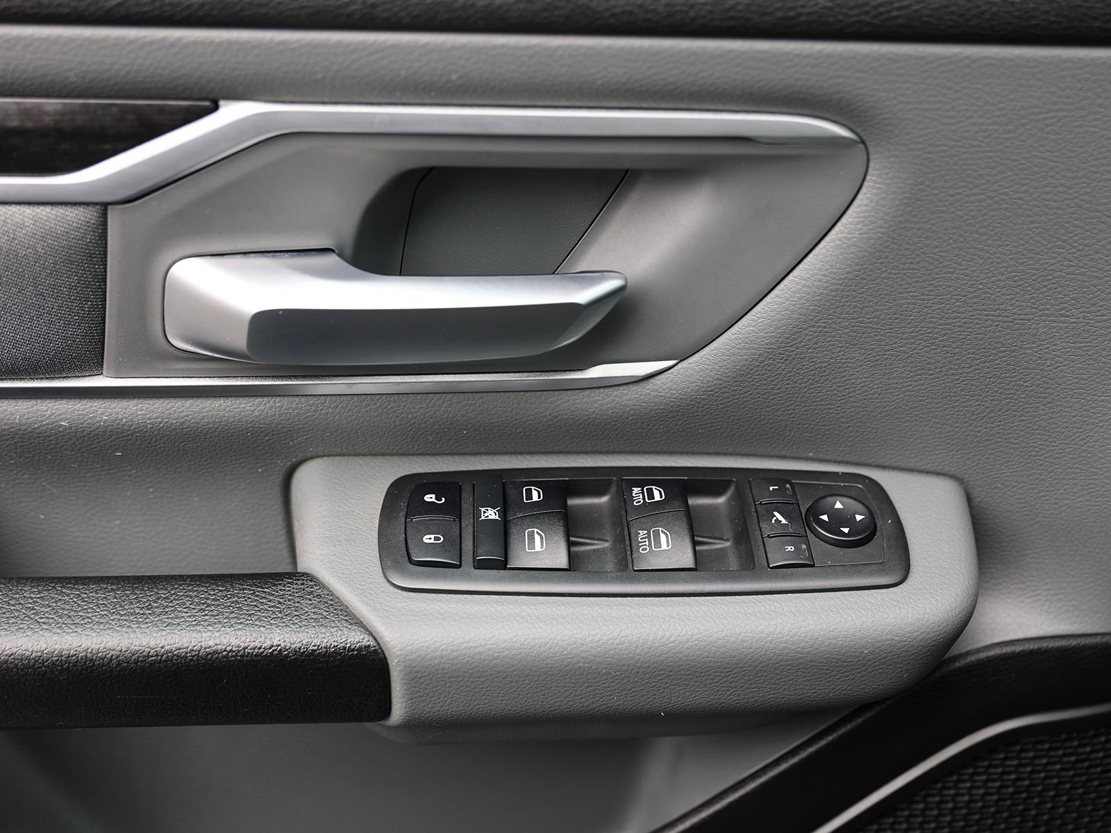 Used 2020 RAM 1500 Big Horn image 36