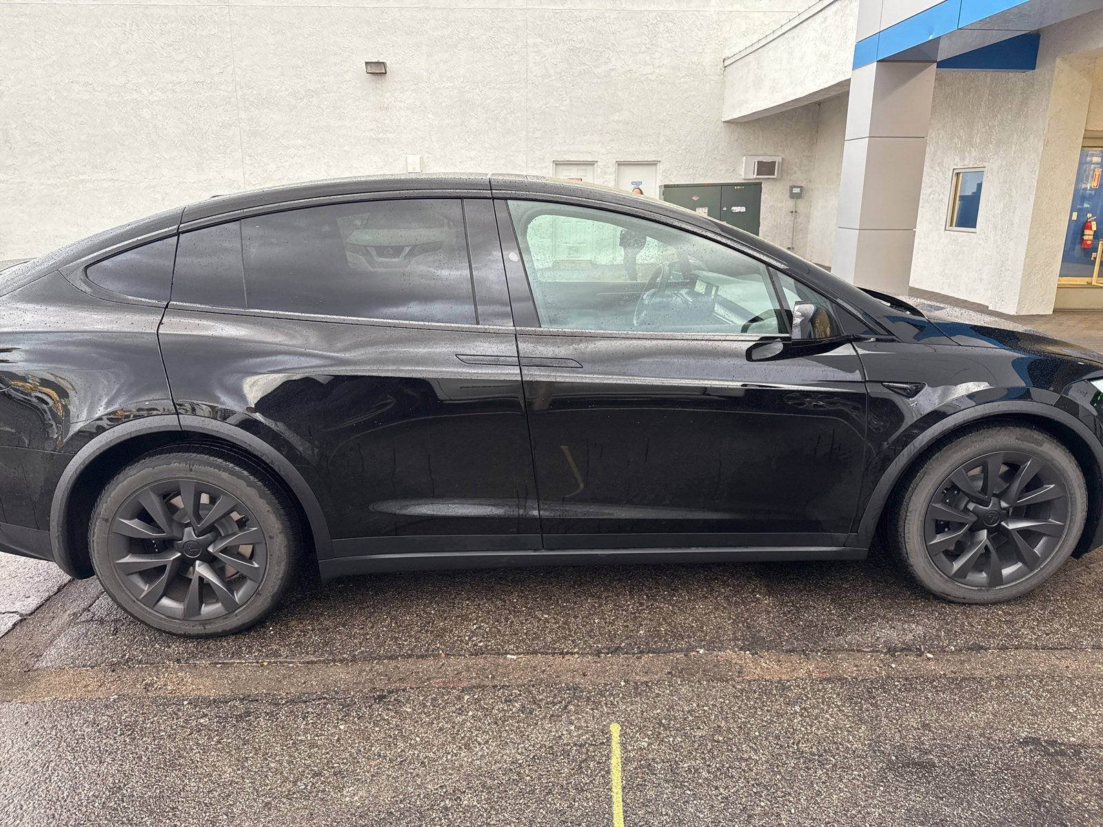 Used 2024 Tesla Model X image 17
