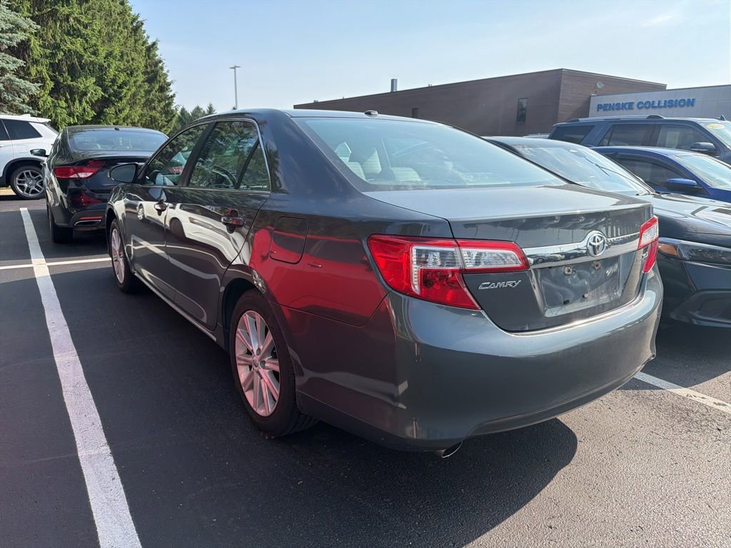 Used 2012 Toyota Camry XLE FWD image 2
