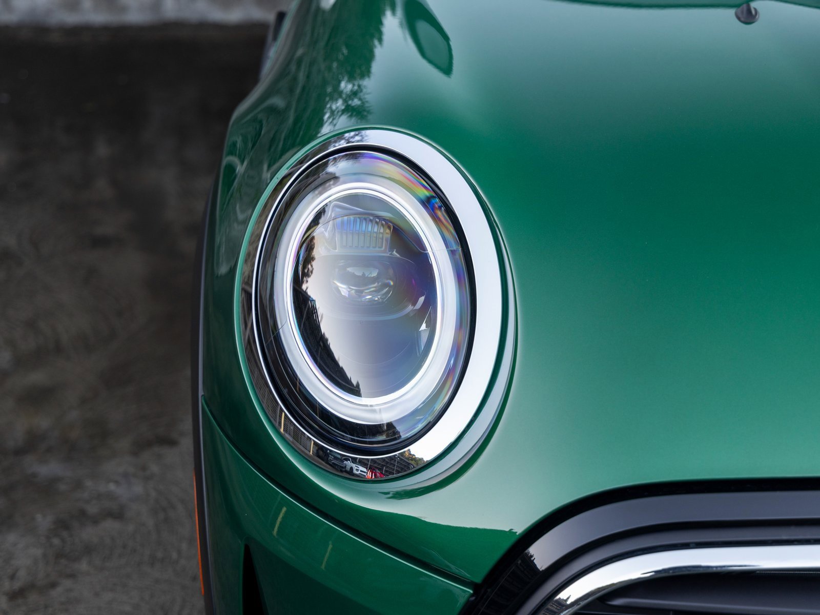 Used 2023 MINI Cooper 2-Door Hardtop w/ Signature Upholstery Package image 14