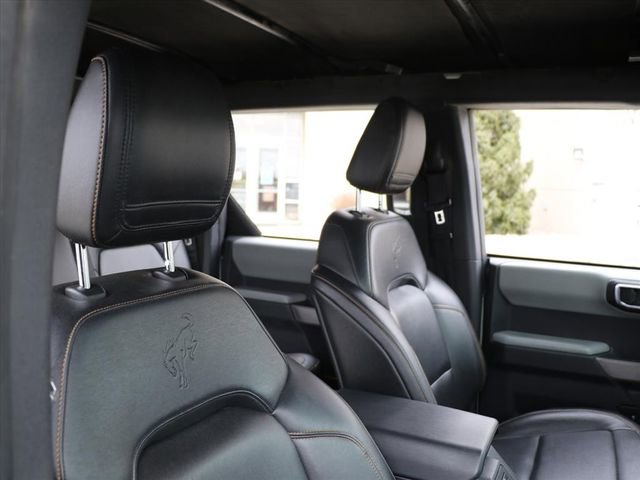 Used 2021 Ford Bronco Badlands image 8