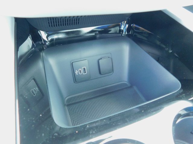 New 2026 Ford Explorer Platinum w/ LUX Leather Package image 32