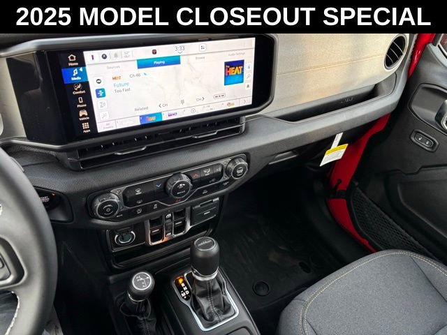 New 2025 Jeep Gladiator Sport AWD/4WD image 31