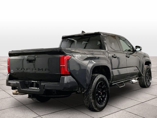 Used 2025 Toyota Tacoma TRD Sport AWD/4WD image 11