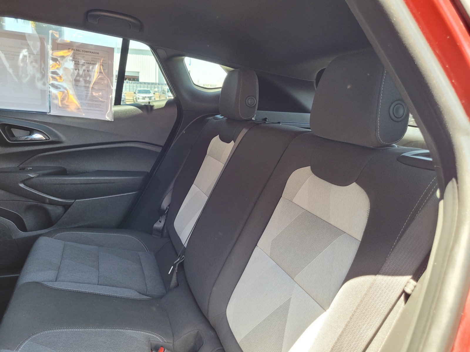 Used 2024 Chevrolet Trax RS FWD image 13