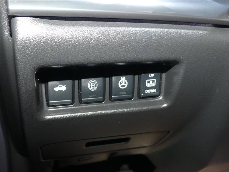 Used 2021 Nissan Maxima Platinum w/ 40th Anniversary Package FWD image 30