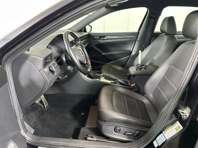 Used 2021 Volkswagen Passat 2.0T R-Line FWD image 11