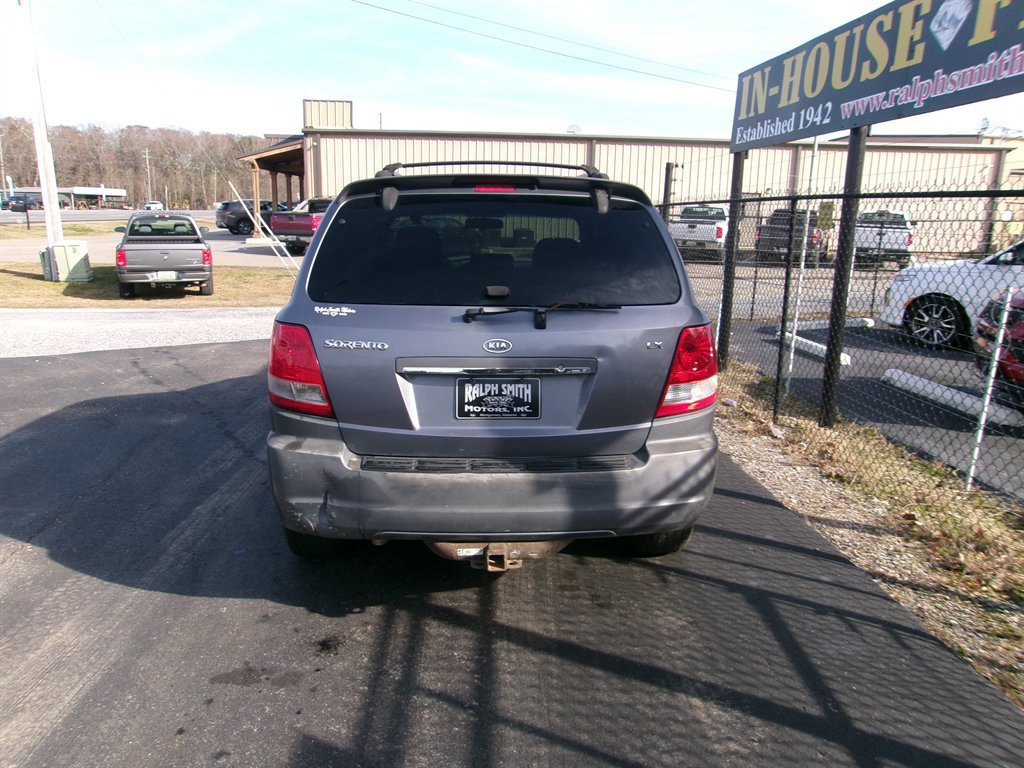 Used 2005 Kia Sorento EX image 10