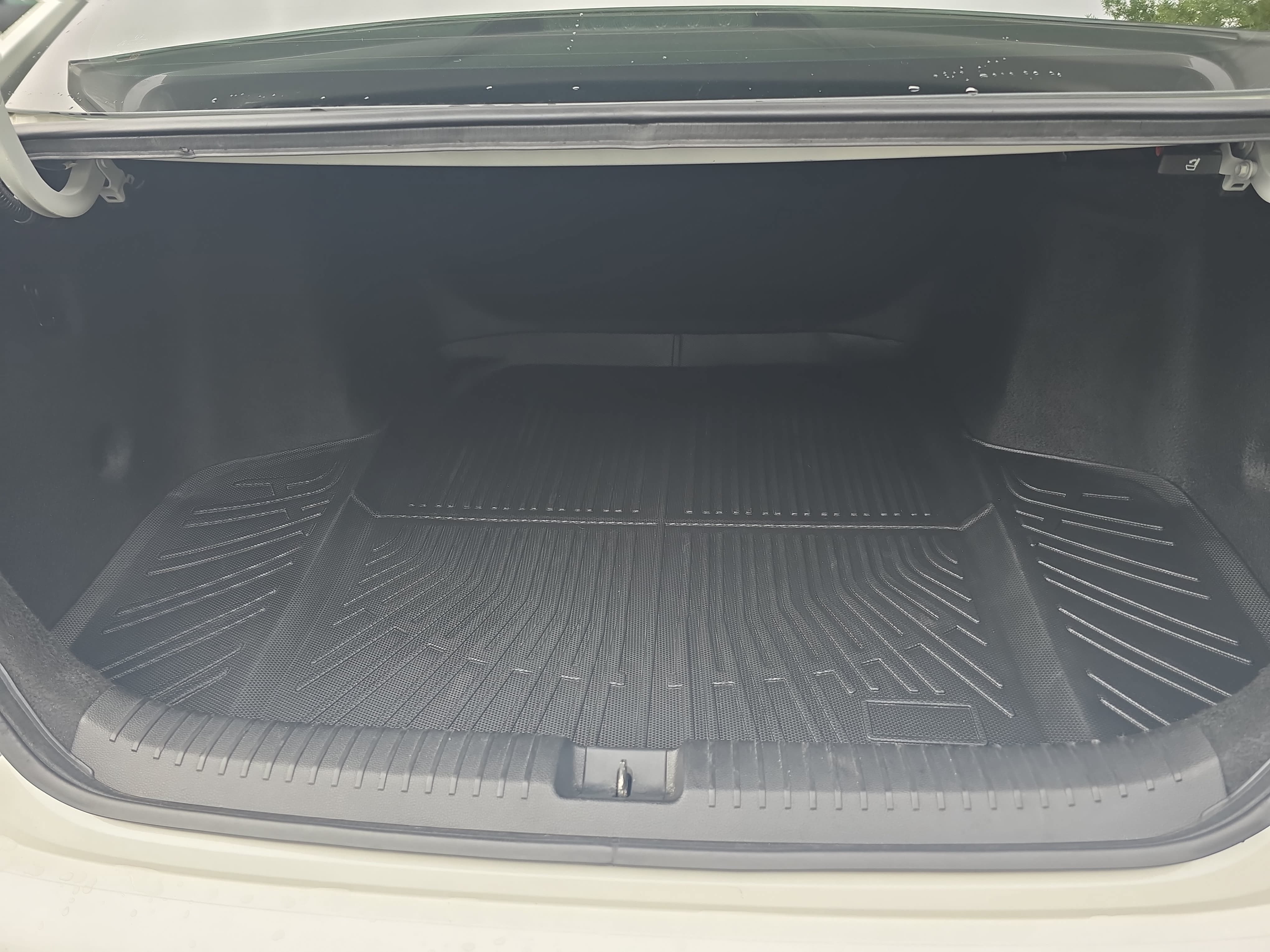 Used 2023 Honda Accord LX image 12