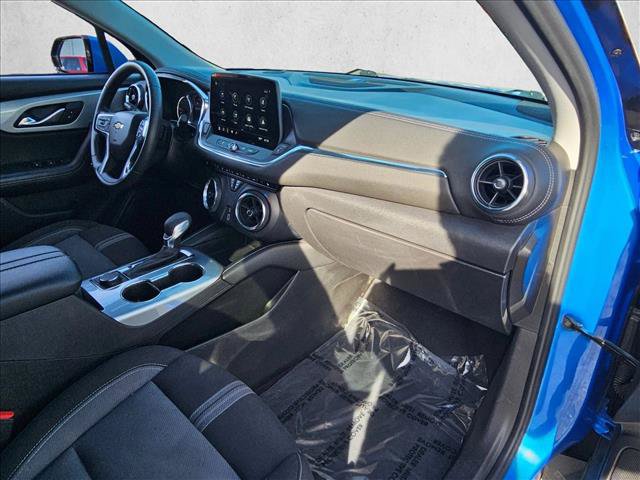 Used 2025 Chevrolet Blazer LT FWD image 20
