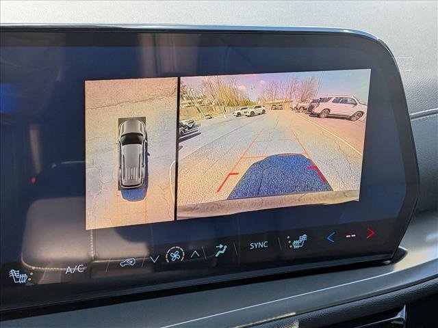 New 2026 Chevrolet Traverse LT w/ Sun and Wheel Package image 13