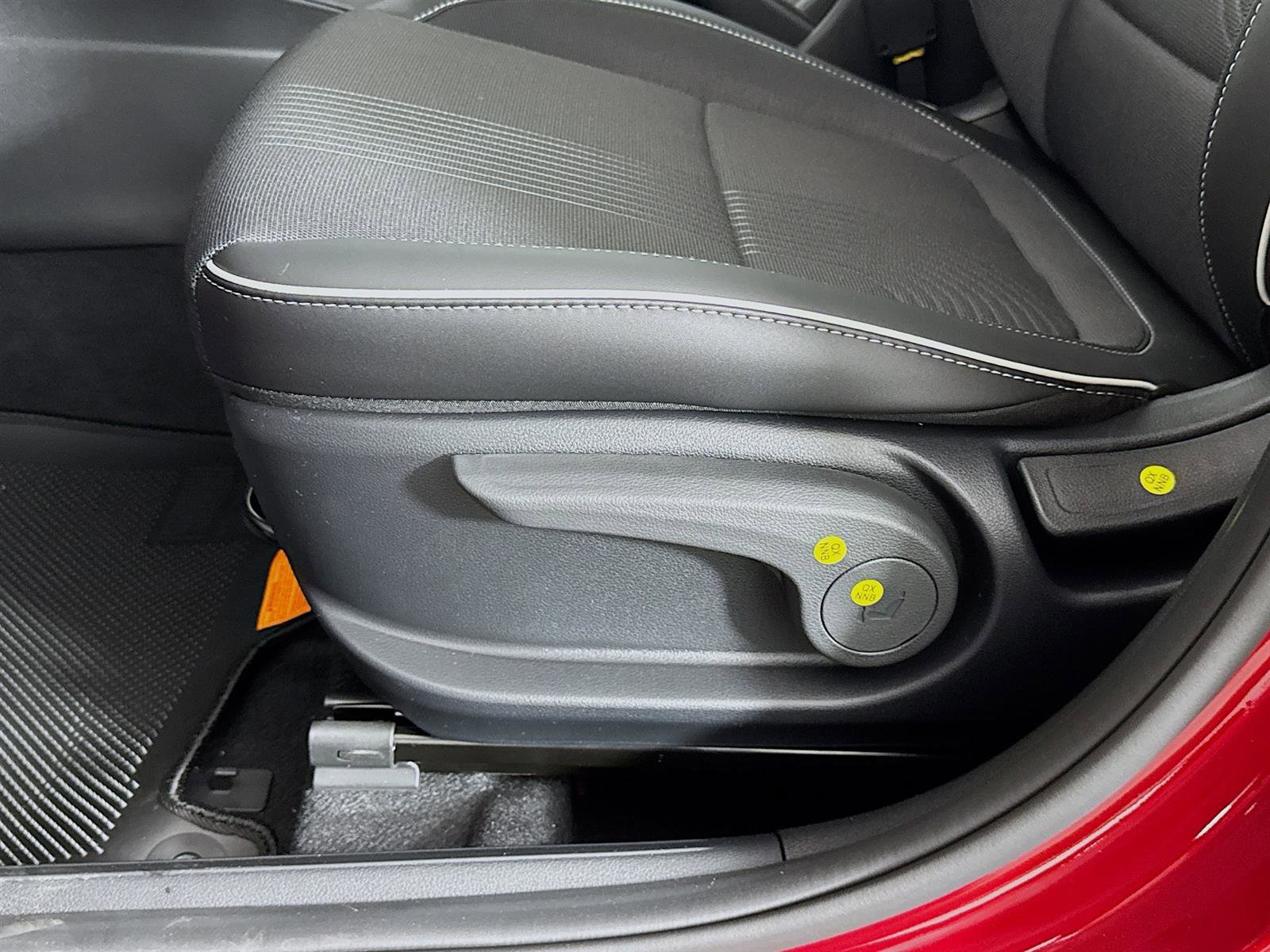 New 2025 Hyundai Venue Limited image 20