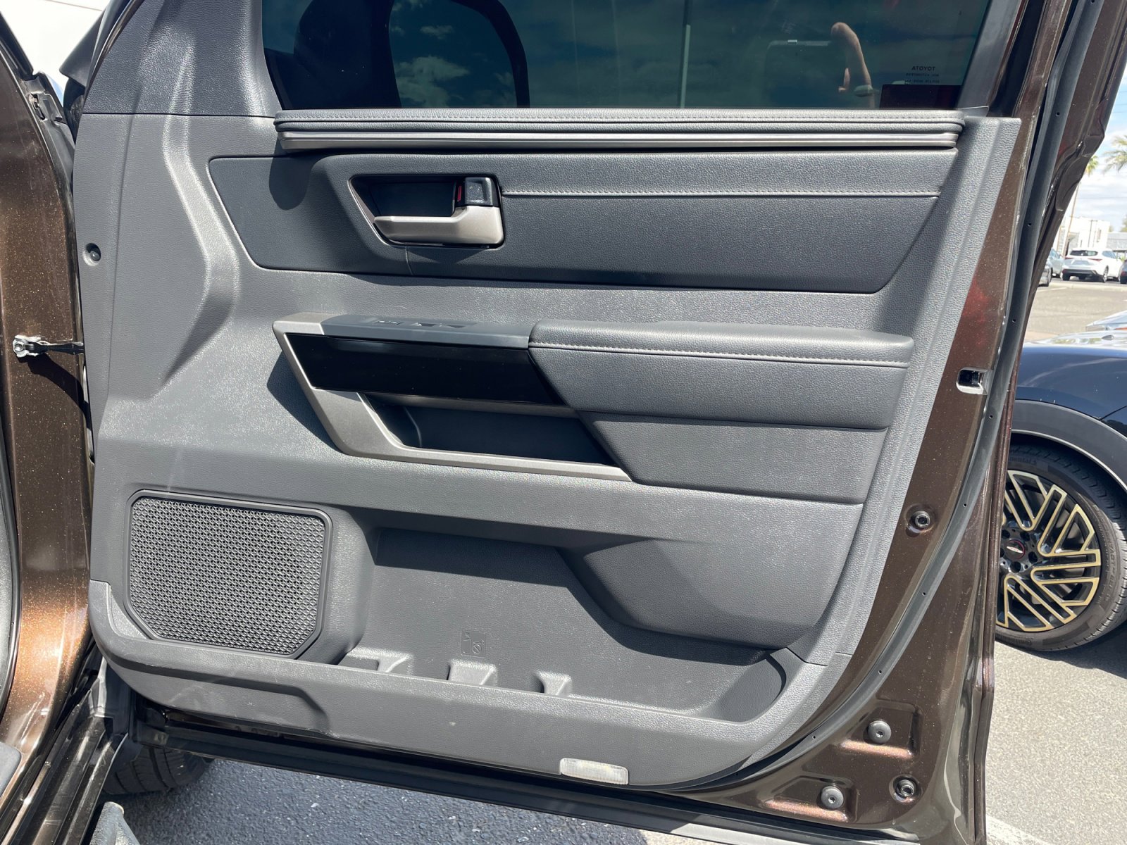 Certified 2025 Toyota Tundra Limited AWD/4WD image 16