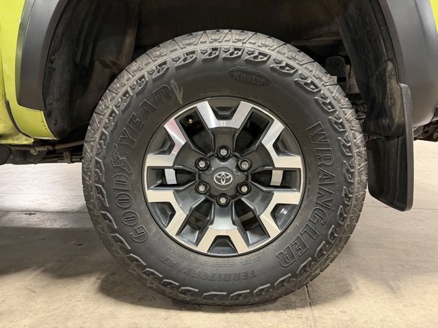 Used 2023 Toyota Tacoma TRD Off-Road w/ Technology Package image 8