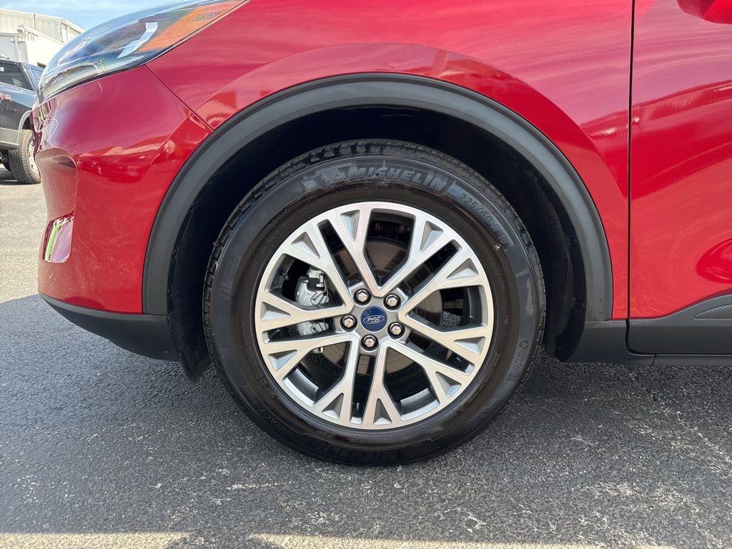 Used 2022 Ford Escape SEL w/ Technology Package FWD image 45