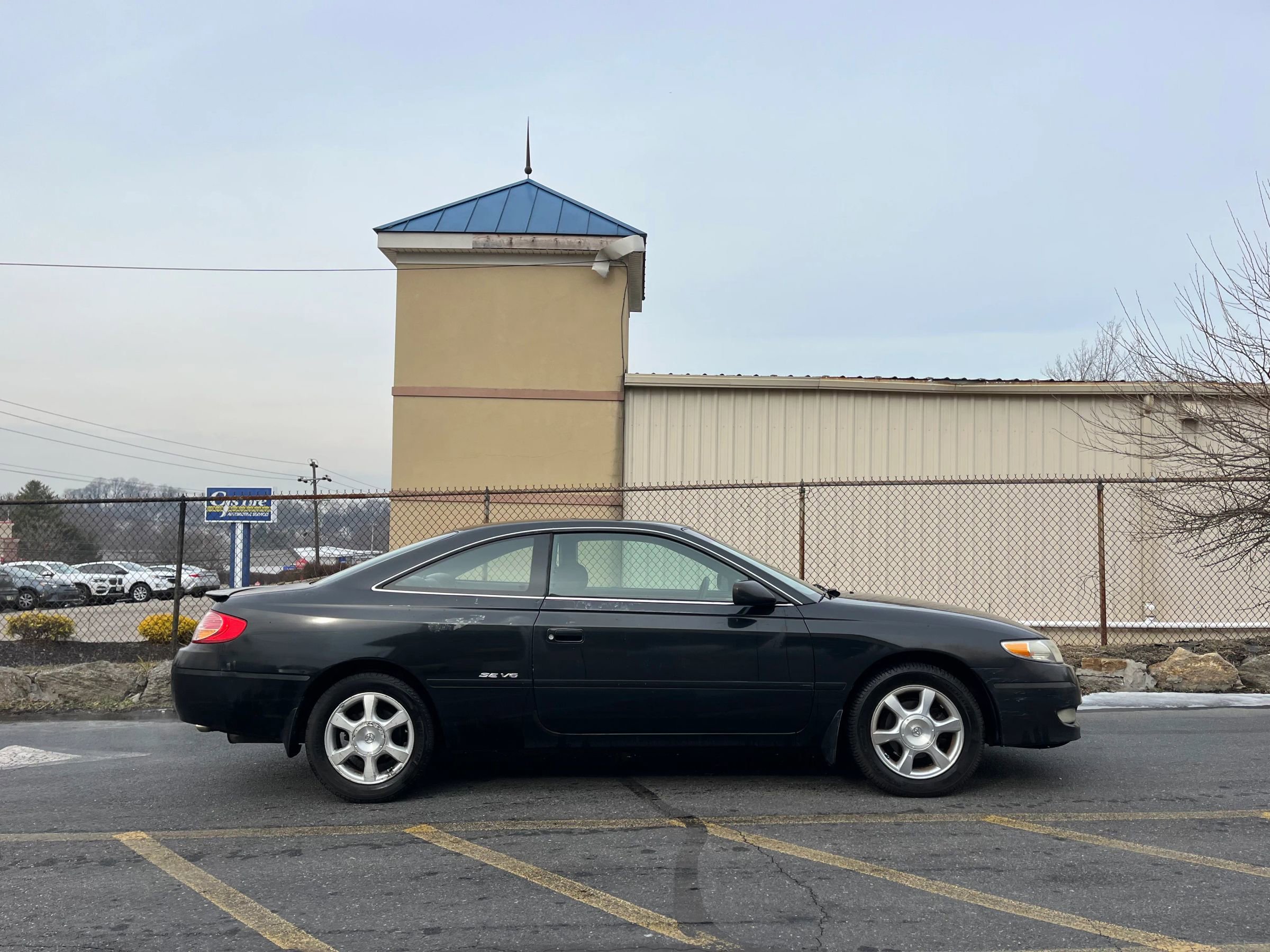Used 2003 Toyota Solara SE image 2